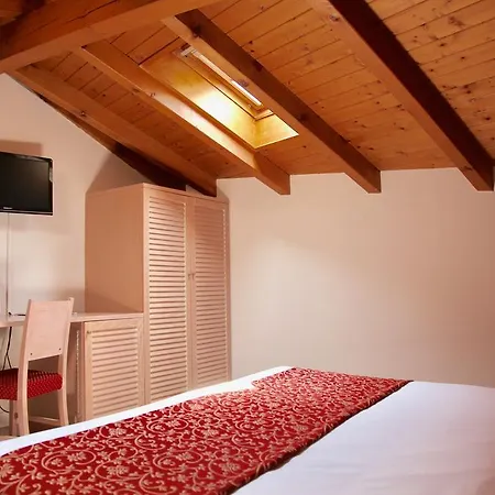 Santanna Szálloda Verbania